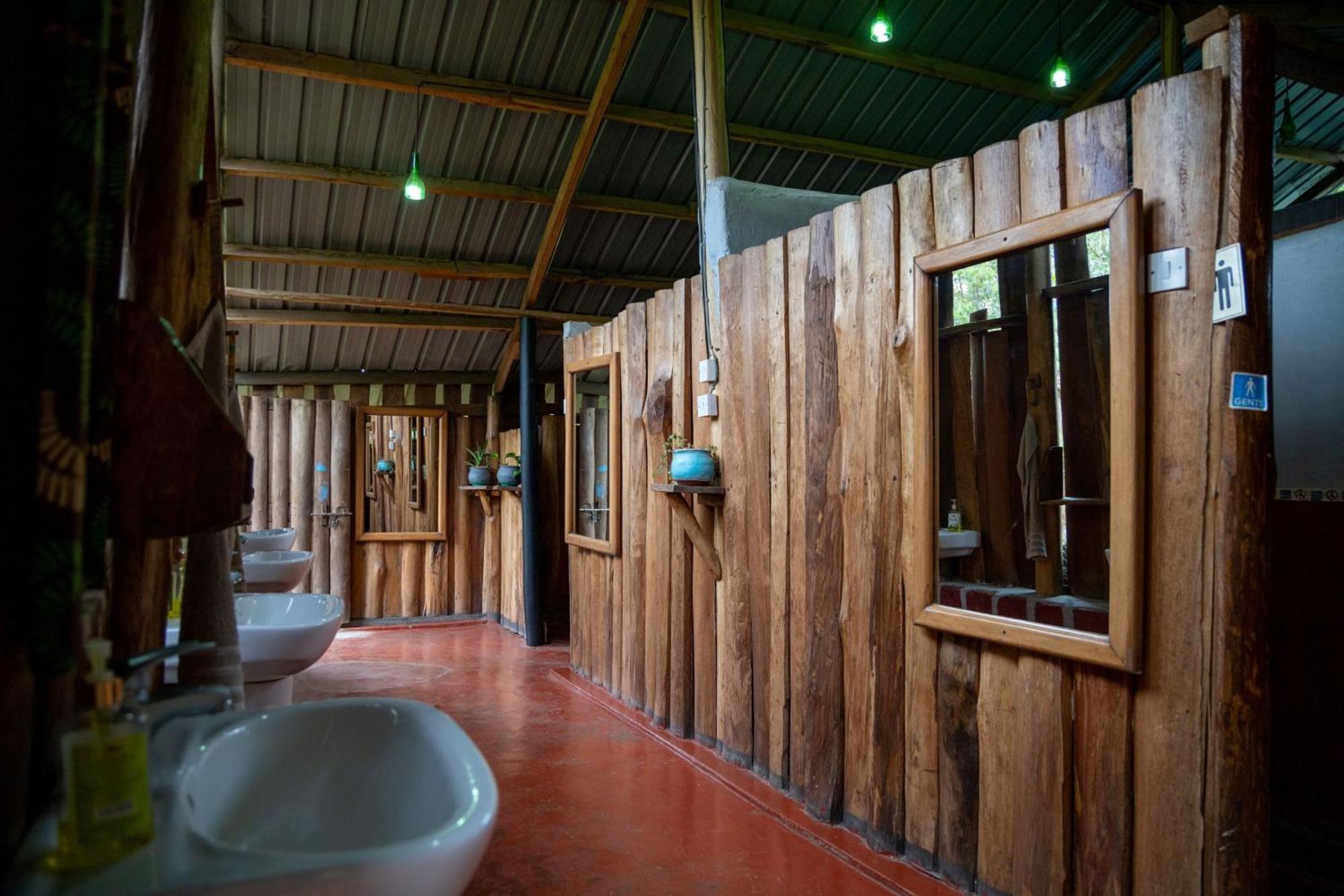 Kalitusi Nature Resort Fort Portal Exterior foto